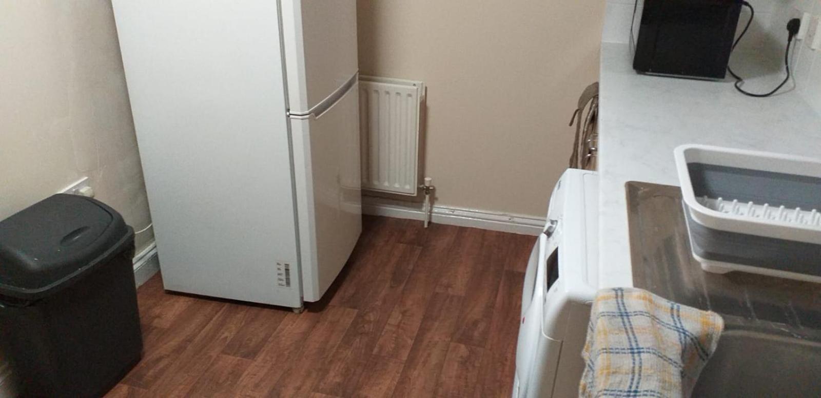 London Zone 2 Lovely 4 Bedroom Apartment - 3 Trowbridge Road エクステリア 写真